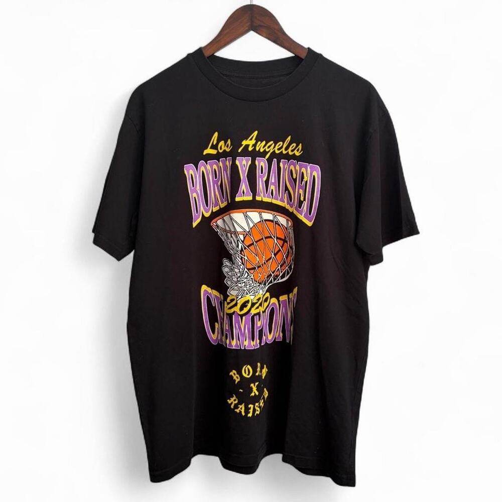 Born x Raised Los Angeles Lakers NBA Champions Men’s L Streetwear Tee